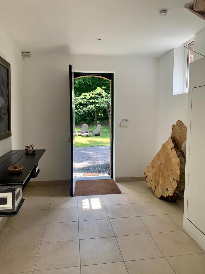 La Tour D'Heloise - 10' De Bruxelles Bed & Breakfast ลาอุลป์ ภายนอก รูปภาพ