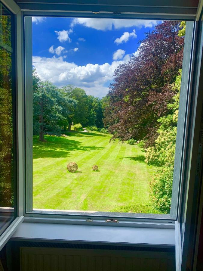 La Tour D'Heloise - 10' De Bruxelles Bed & Breakfast ลาอุลป์ ภายนอก รูปภาพ