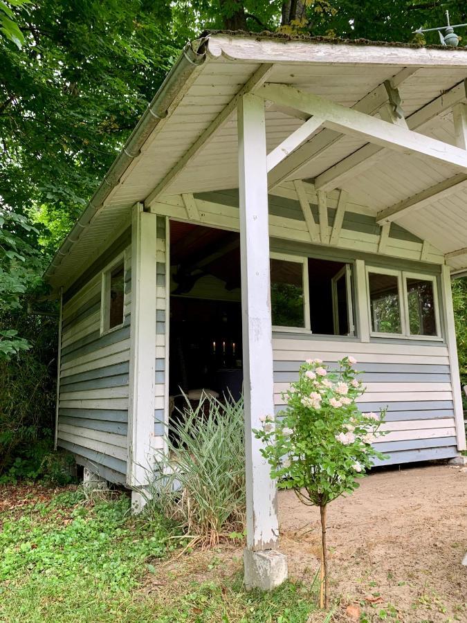La Tour D'Heloise - 10' De Bruxelles Bed & Breakfast ลาอุลป์ ภายนอก รูปภาพ